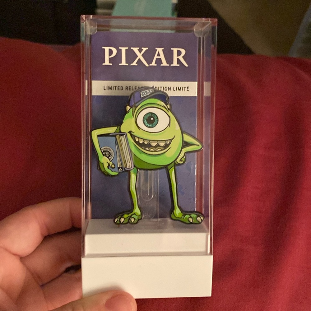 Disney Pixar Mike Wazowski FiGPiN Limited Release Enamel Pin